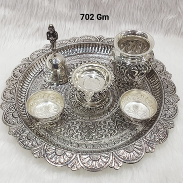 92.5% Pure Silver Arta Thal Set In Antique Work