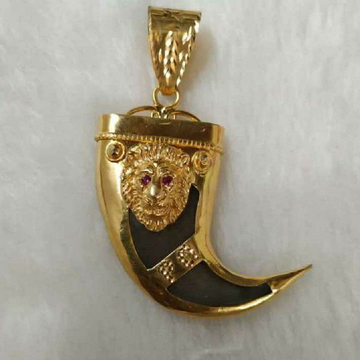 22KT Gold Artificial Vagh Nakh Pendant