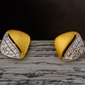 22 carat gold ladies earrings RH-LE983