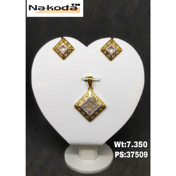 916 Ladies Fancy Pendant Set