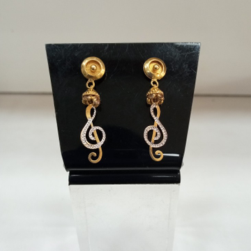 Fancy earring by Aaj Gold Palace