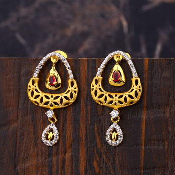 Ladies 22K Gold Fancy Casting Earrings -LFE198