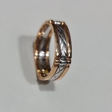 18 kt Gold Ring by Sangam Jewellers