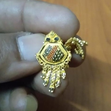 916 Gold Traditional Earring by Samanta Alok Nepal