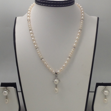 White cz and pearls pendent set with oval pearls mala jps0170