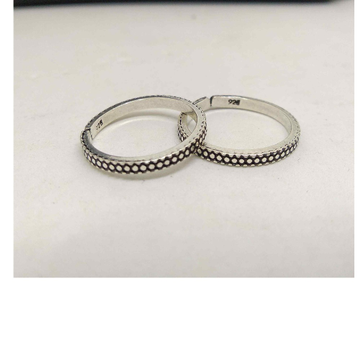 925 Sterling Silver  band  oxidised toe Rings  For... by 
