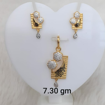 Daily wear Cz pendant set by 