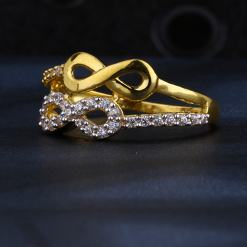 916 CZ Gold Stylish Hallmark Ladies Ring LR1406