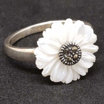 925 Sterling Silver White Flower Ladies Ring by 