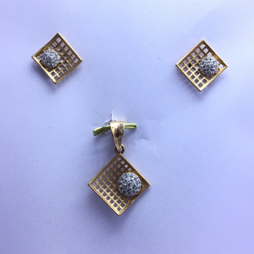 FANCY ROSE GOLD SQUARE PENDANT SET by 