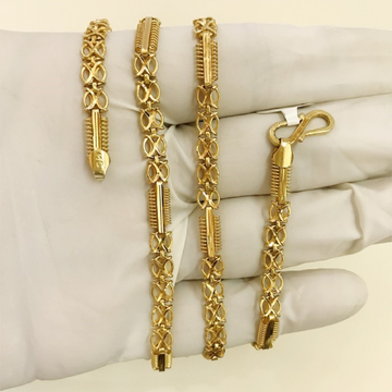 Stunning Gold Plated Chunky Chain Link Lock Pendant Necklace For Women And  Girls Weight: 20 Grams (g) at Best Price in New Delhi | Vembley Enterprises