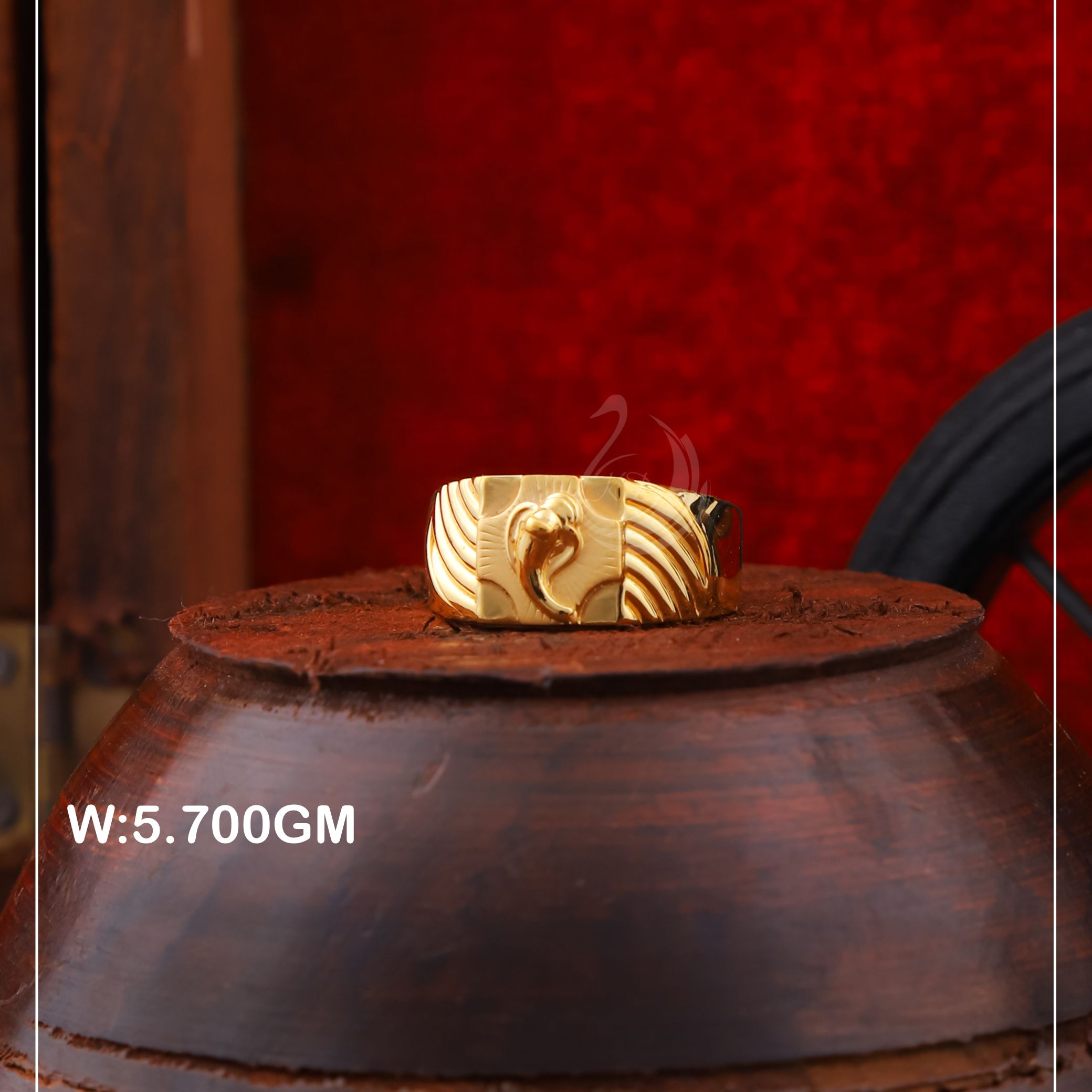 916 Gold Lightweight Ganpati Ring PJR07