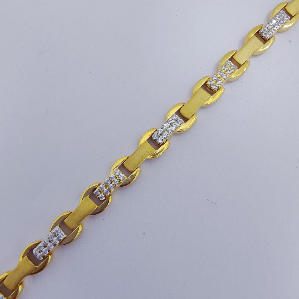 22k Gold Exclusive Stone And Mate Finishing Bracelet