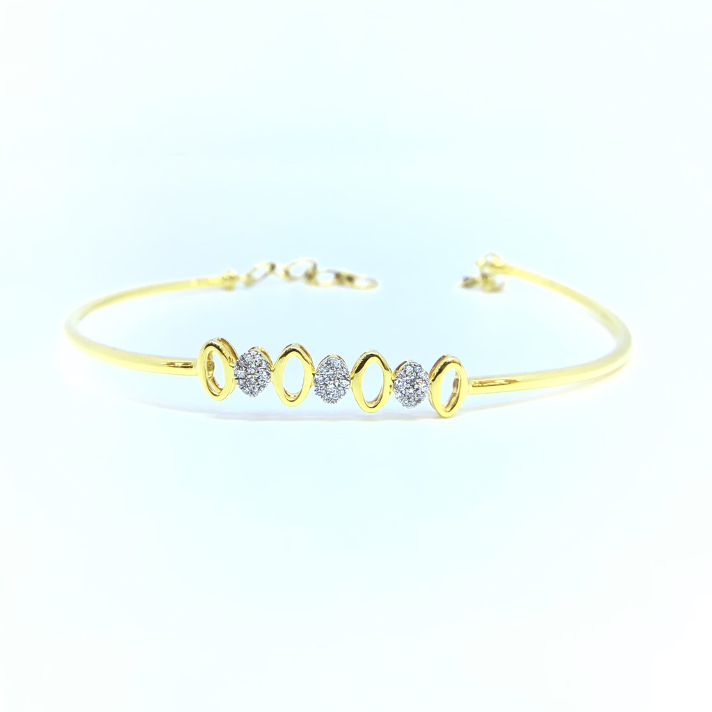 Diamond Bangles for Women in 18K & 22K Gold with Diamond Certificate -VVS  Clarity E-F Color -Indian Diamond Jewelry -Buy Online
