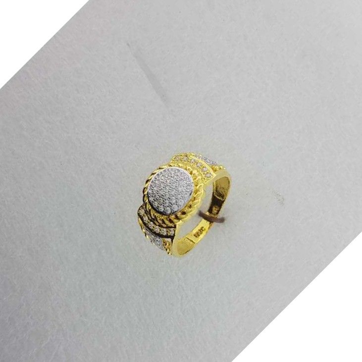 18KT Gold Gents Fancy Ring
