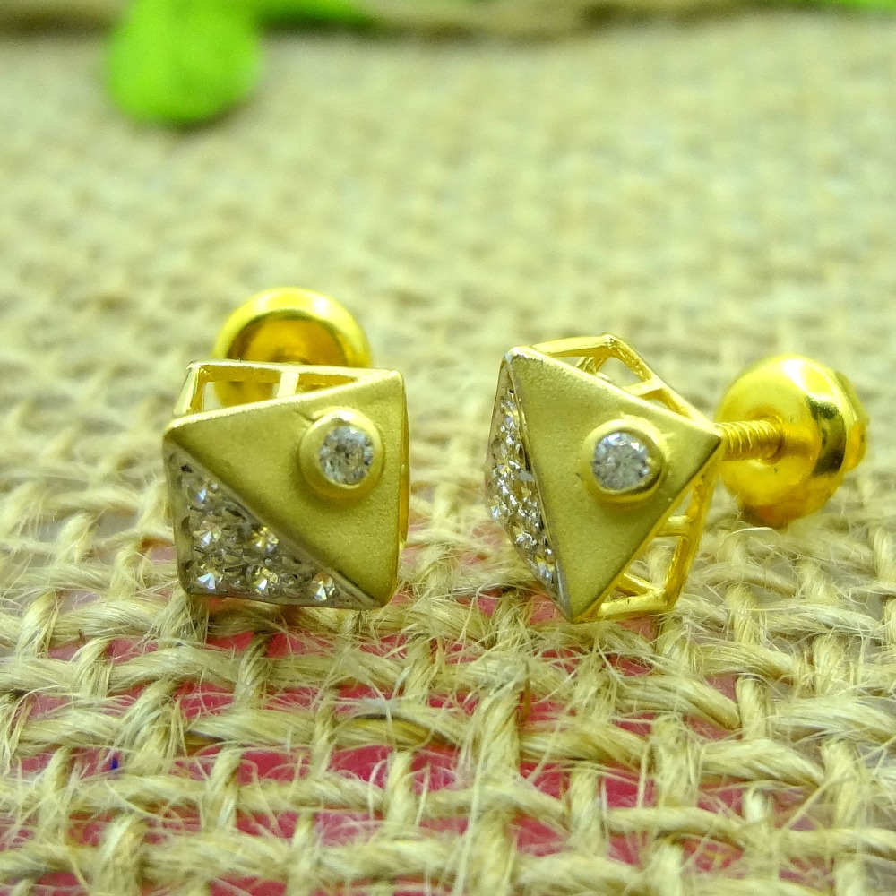 916 gold cz diamond ear rings