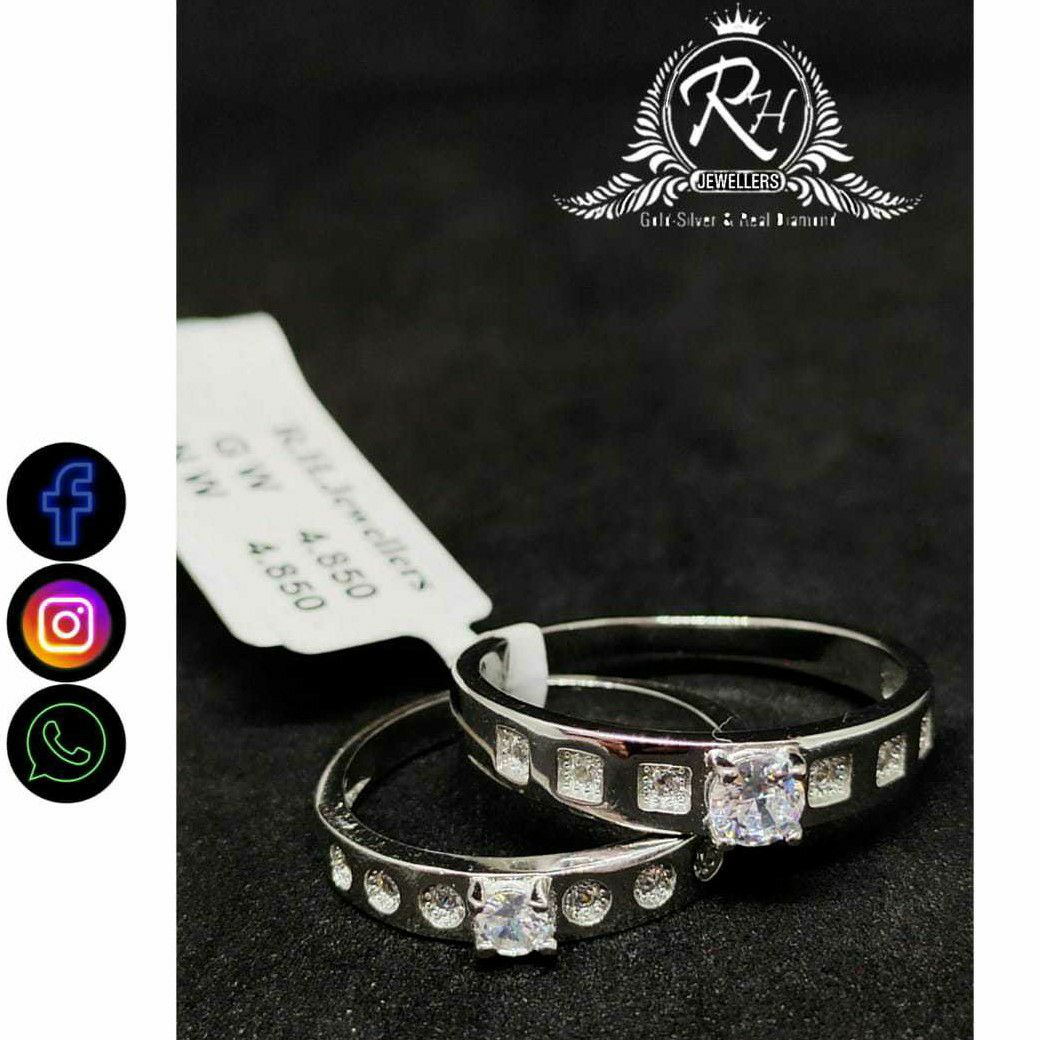 92.5 Silver Traditional Couple Rings RH-CR754