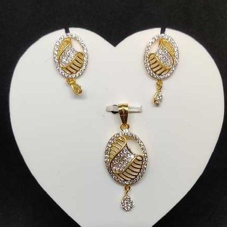 916 ladies fancy pendant set