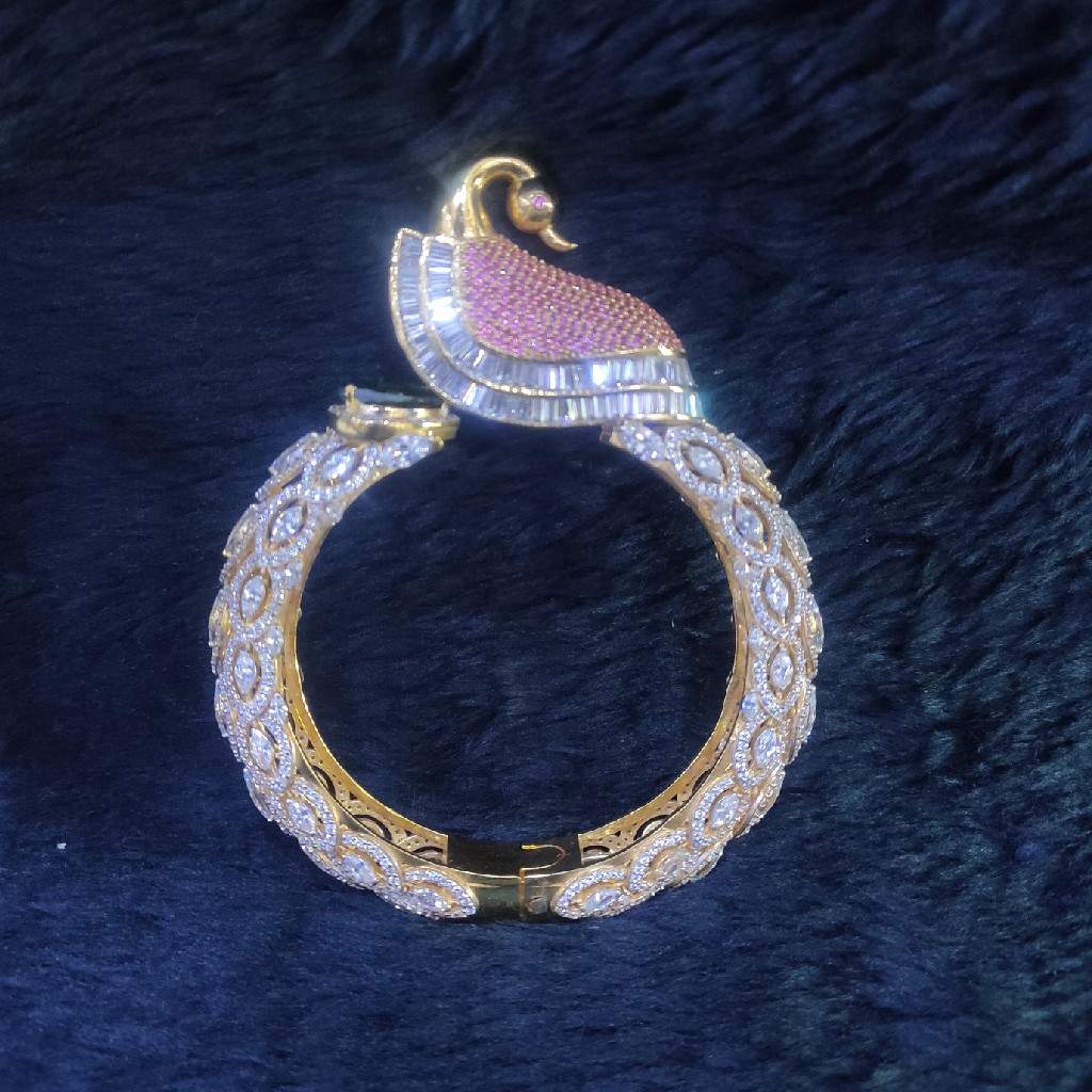 22Kt/916 UNIQUE PEACOCK BRECELET GLU-001