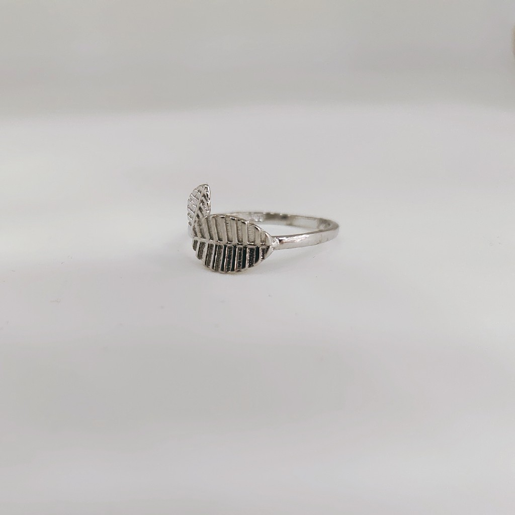 Sterling Silver 925 fancy Ladies Ring