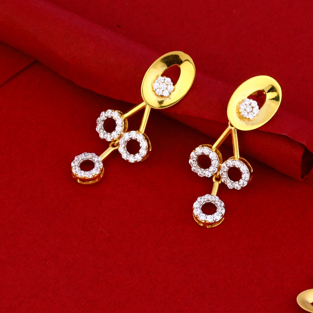 916 Gold CZ Ladies Designer Necklace Set LN207
