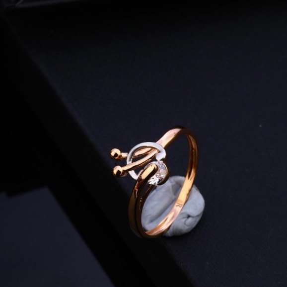 18KT Rose Gold Attractive Ring 