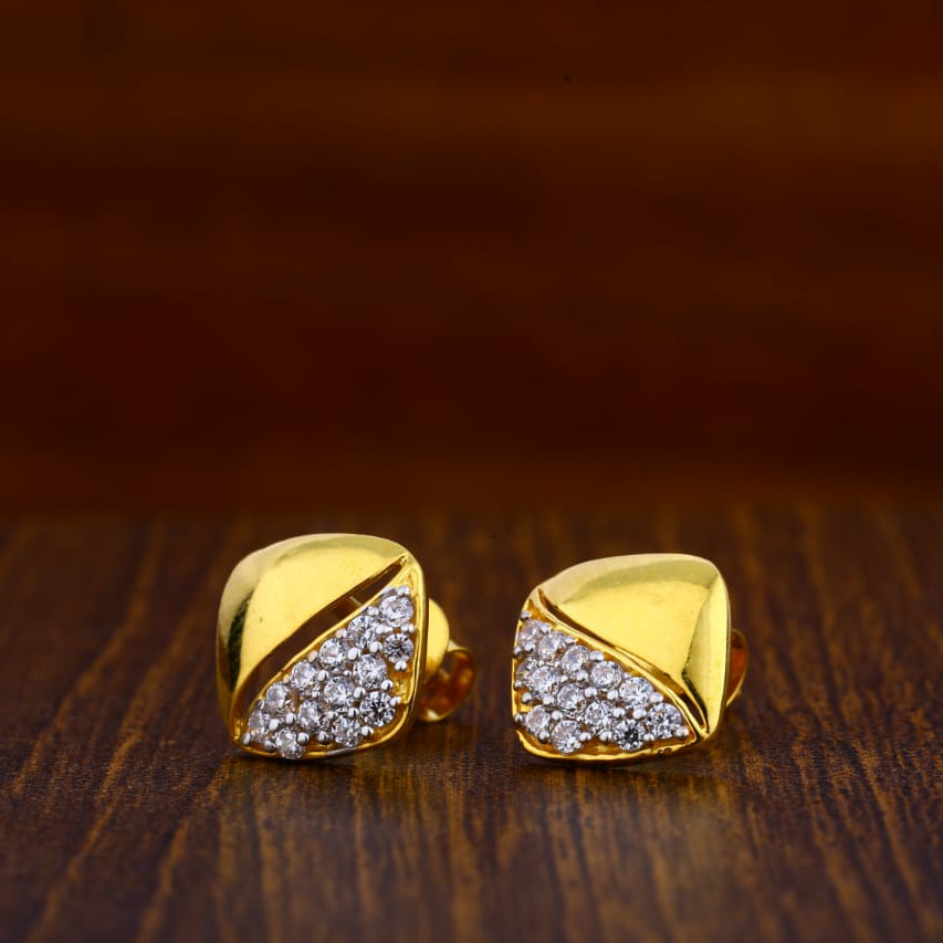 916 Gold CZ Hallmark Fancy Ladies Tops Earrings LTE25