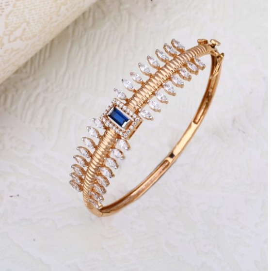 18 carat rose gold hallmark exclusive ladies kada bracelet RH-LB605