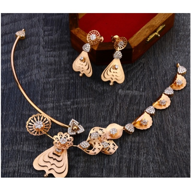 18 carat rose gold ladies necklace set RH-NS684