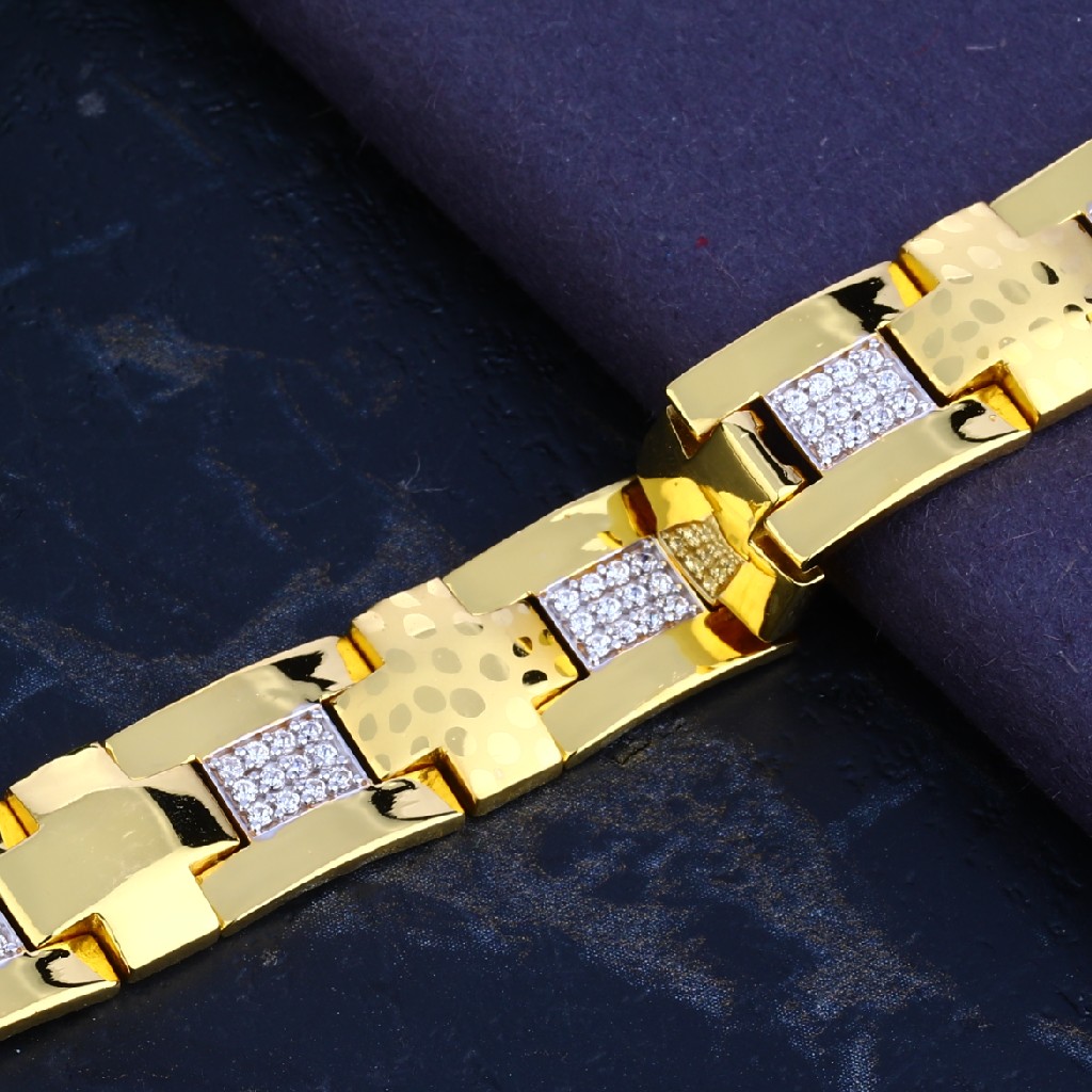 Mens Gold 916 Bracelet-MCB76