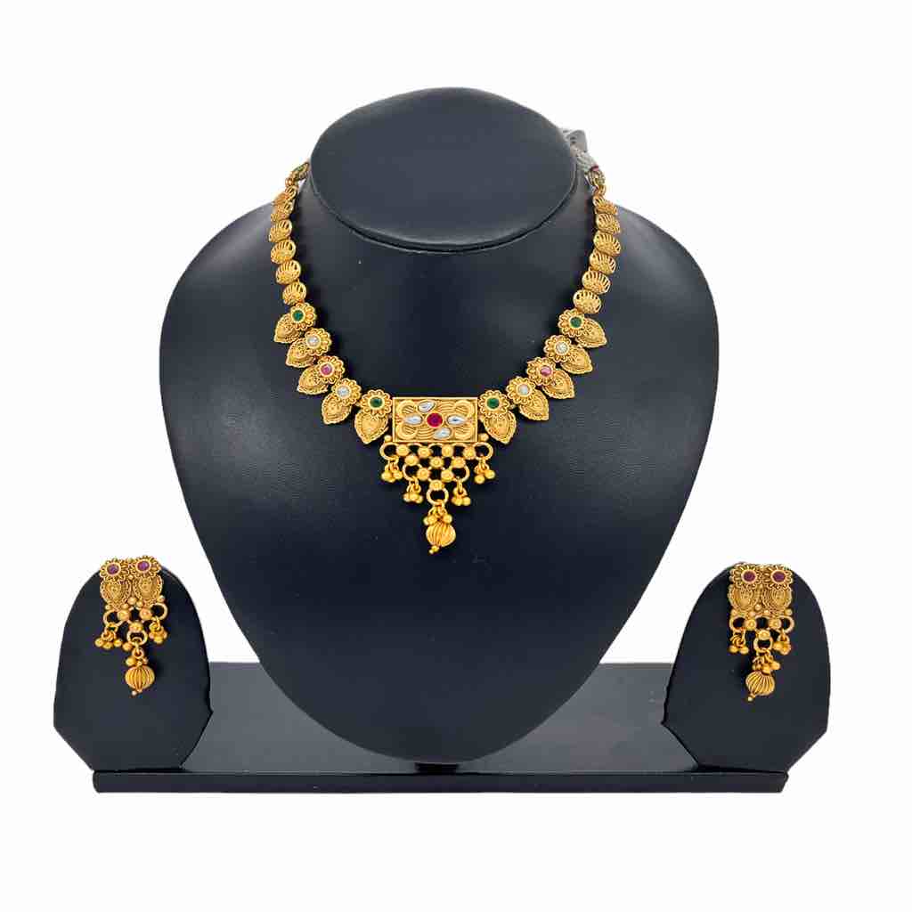 Gold fancy clearance necklace set