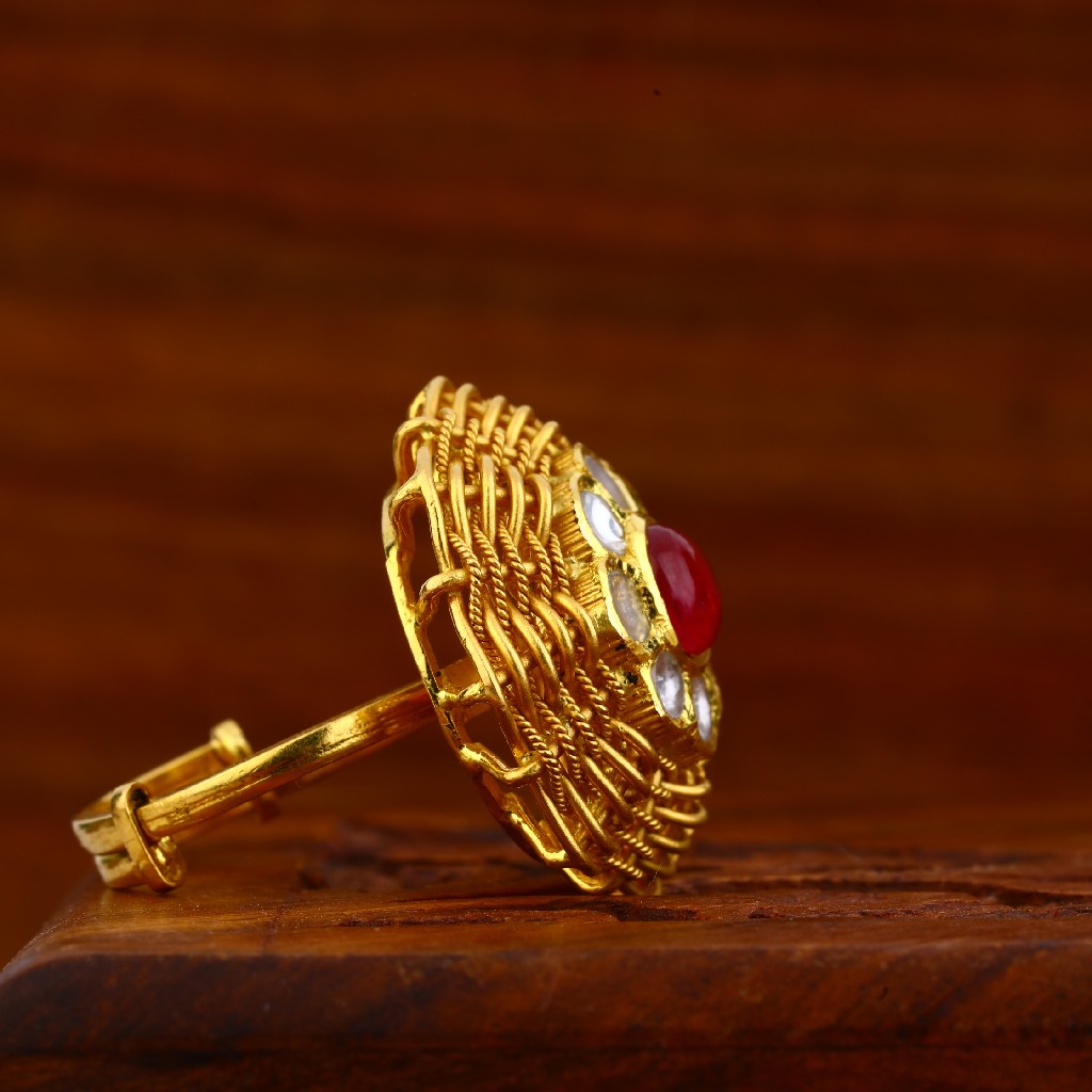22kt Gold Antique Ring LAR74