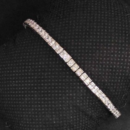 925 sterling silver ad diamond branded Ladies ring