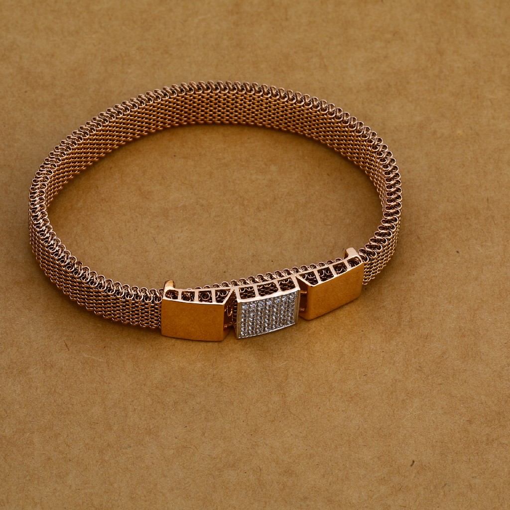 Buy quality 18KT Rose Gold Designer Leather Mens Bracelet MLB333