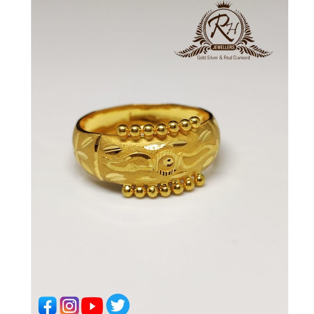 Buy quality 22 carat gold traditional ladies rings ZRH-LR426 in Ahmedabad