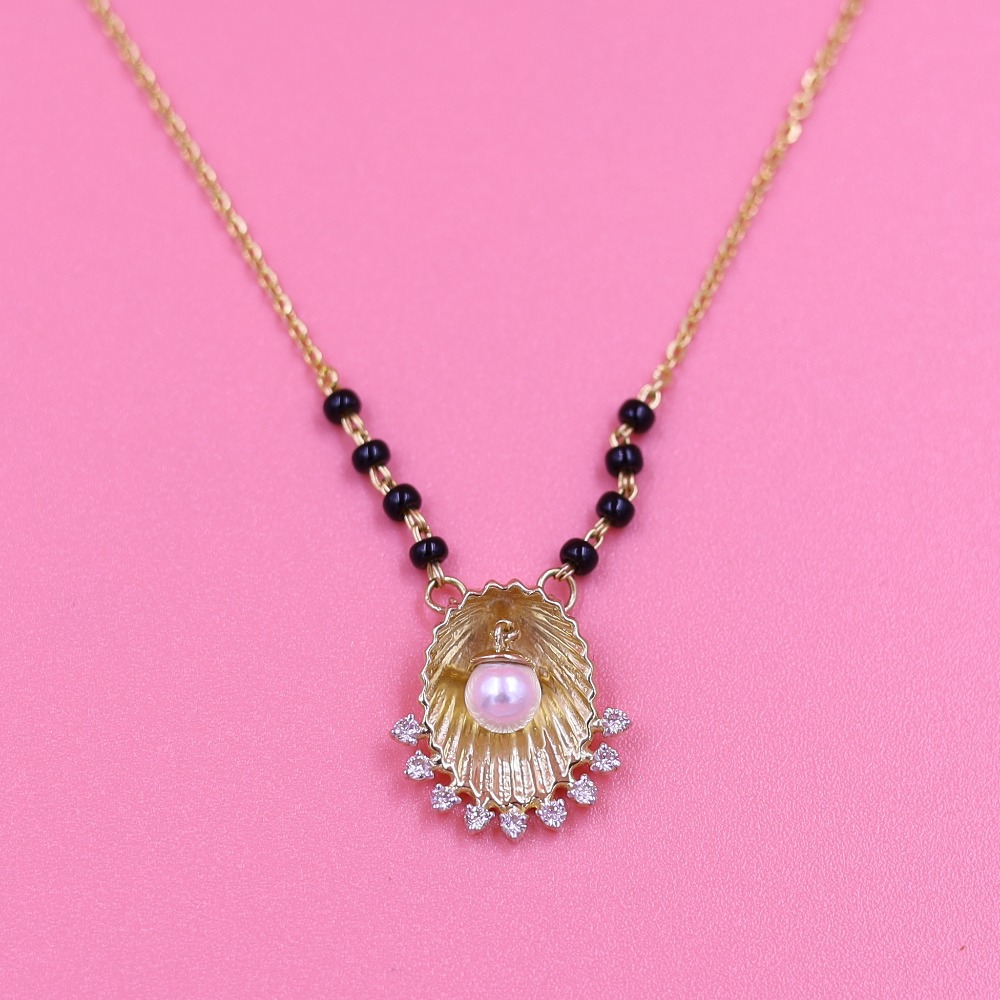 Timeless shell style Diamond Mangalsutra
