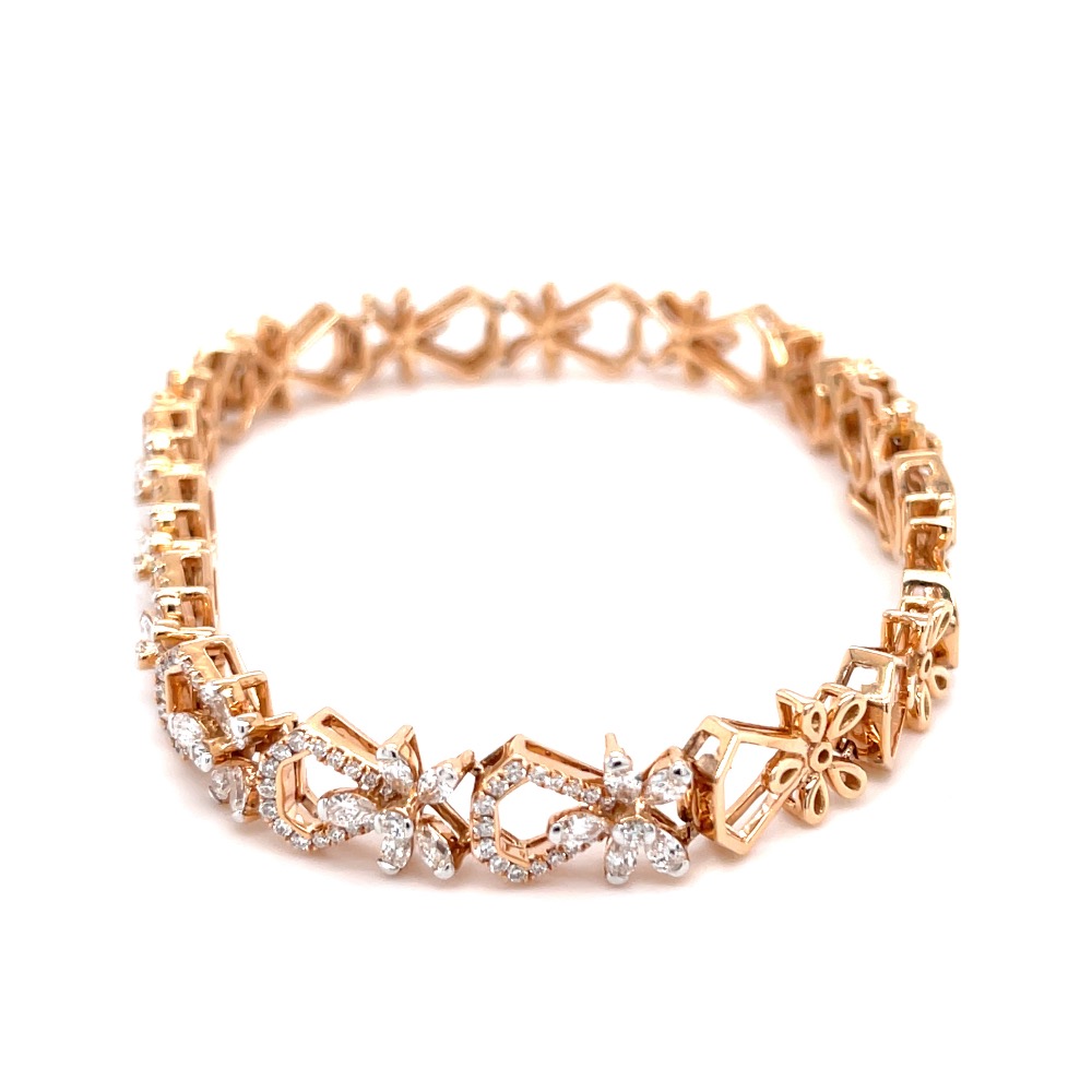 Hermoso Flexible Tennis Bracelet in Diamonds for Evening Wear
