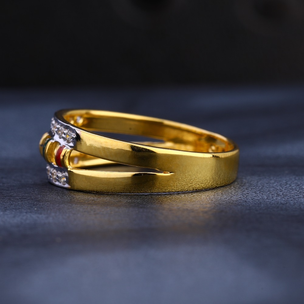 916 Cz Gold Stylish Ladies Ring LR1075