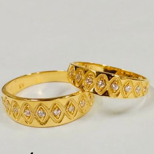 22k gold Geometry pattern CZ couple rings 