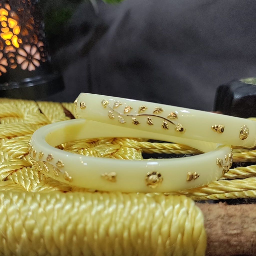 Buy quality gold pan Design plastic bangle Pair in Ahmedabad