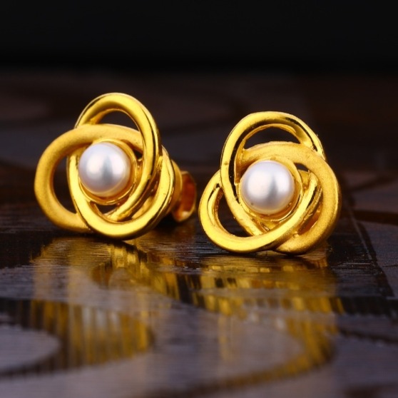 22 carat gold classical ladies earrings RH-LE374