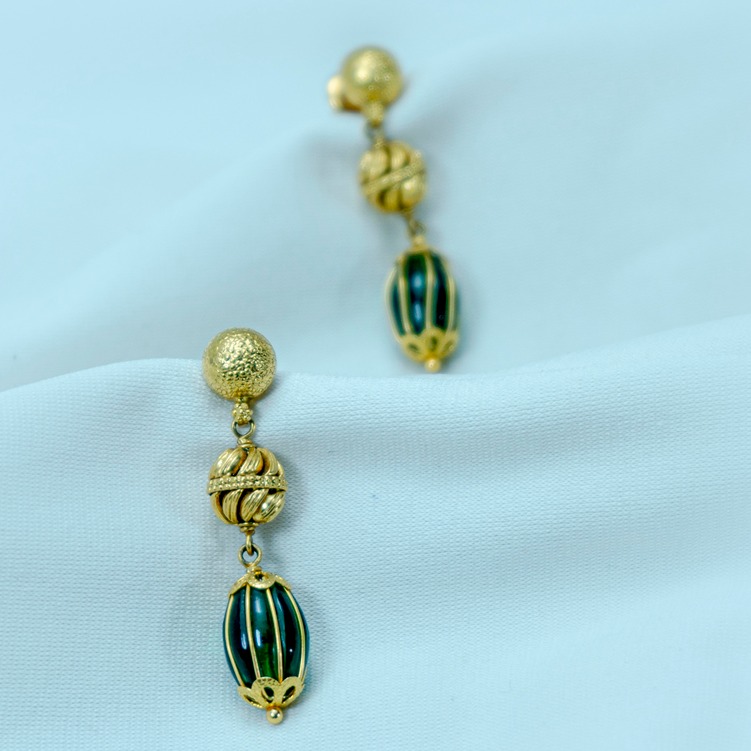 22KT Gold green stone Earring MM-80