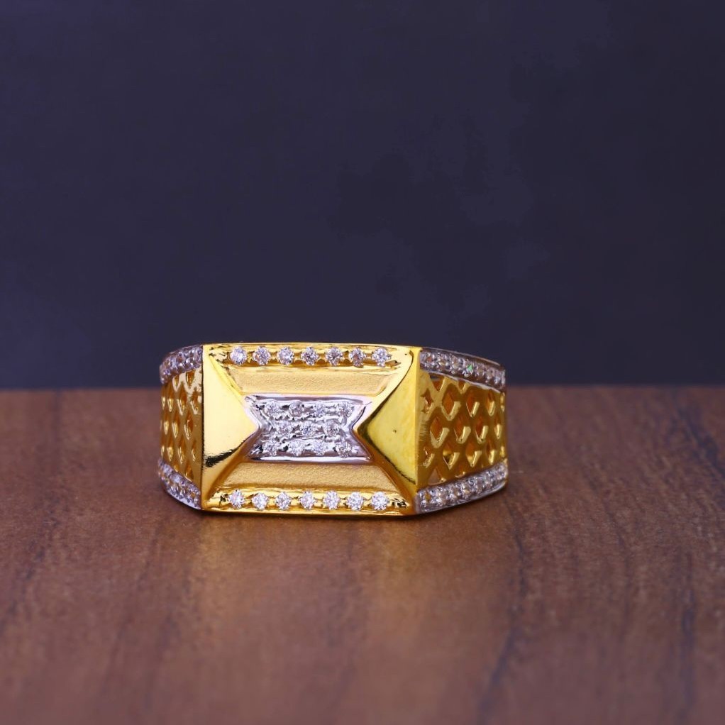 916 Gold Regal Ring