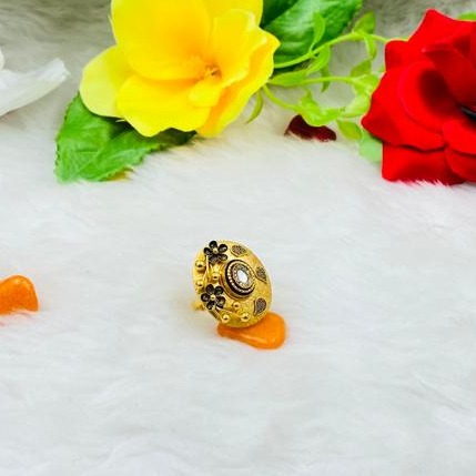916 Gold Modern Ring