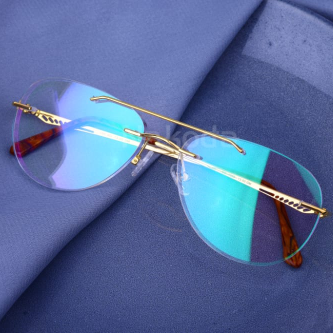18KT Gold Hallmark Mens Spectacle S18