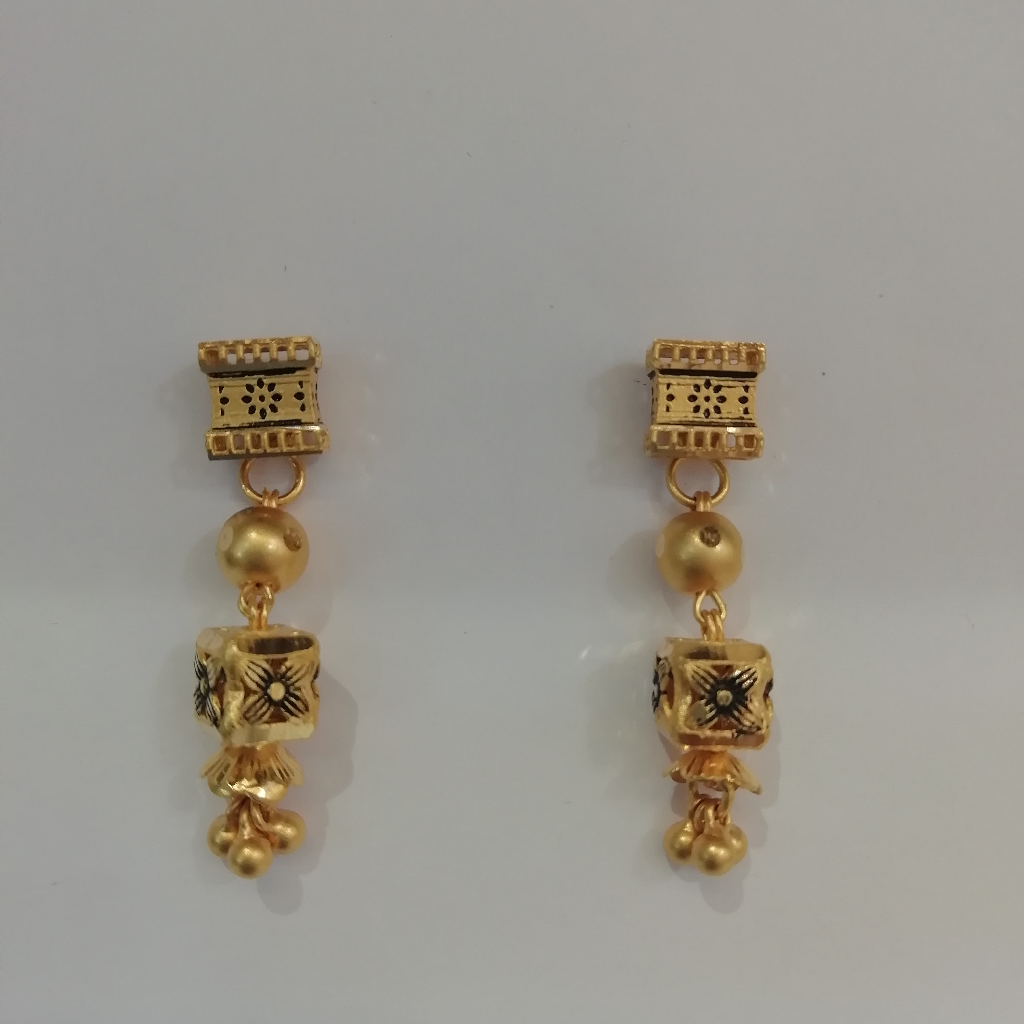 916 gold Delicate  oxidized butty latkan