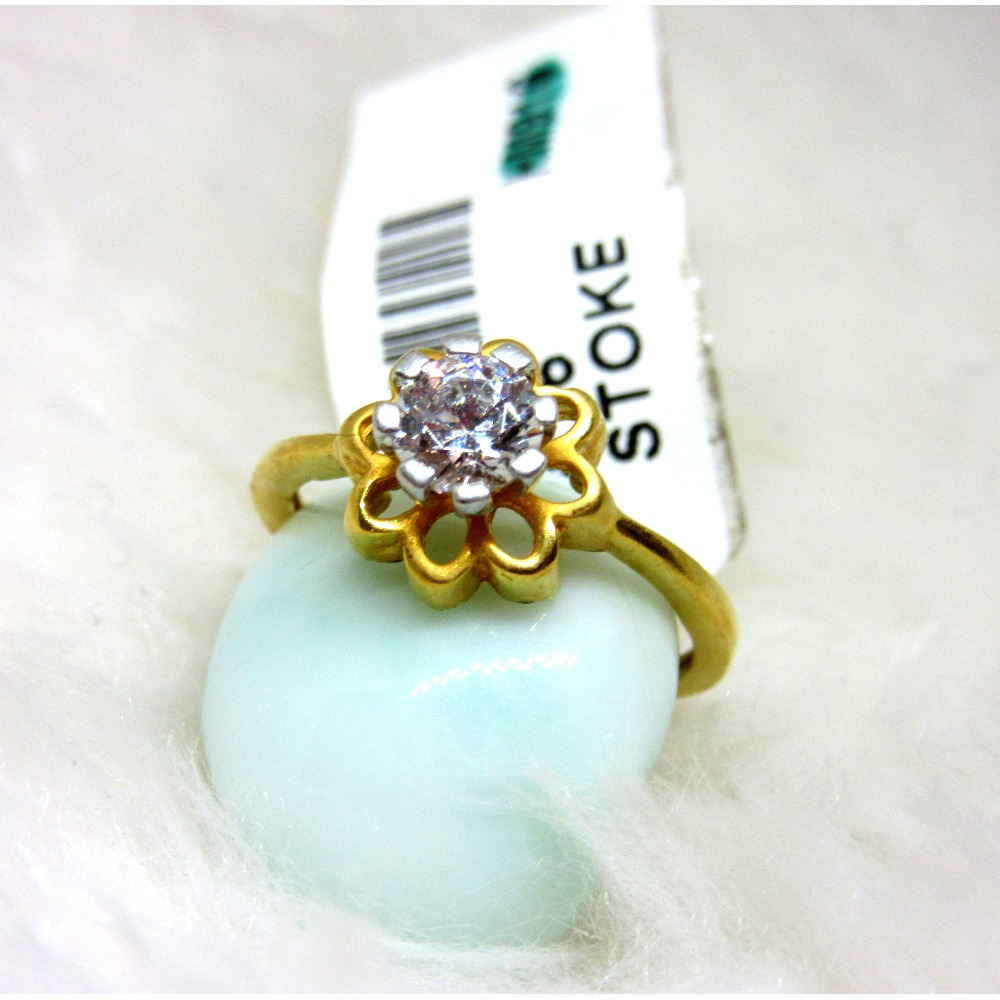 Modern single stone ring with white round zircon Brilliant & yellow gold,  VOGUE - Vogue Watches