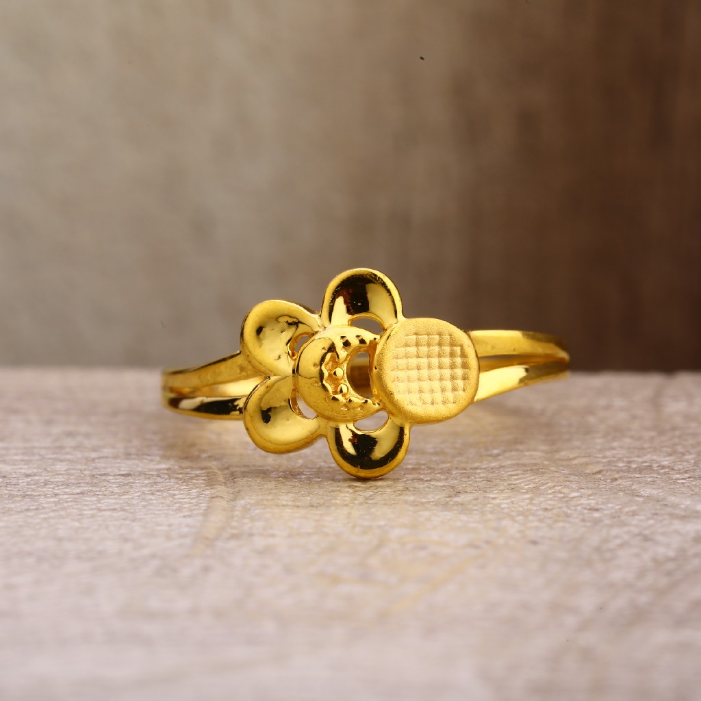 Swastik Enamelled 22KT Gold Ring | Tallajewellers