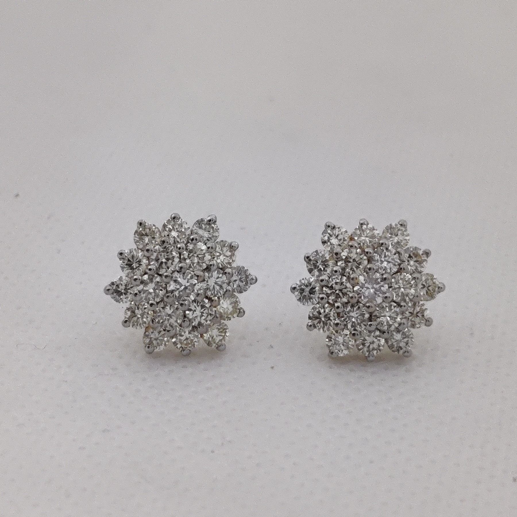 14K Gold Diamond Stud