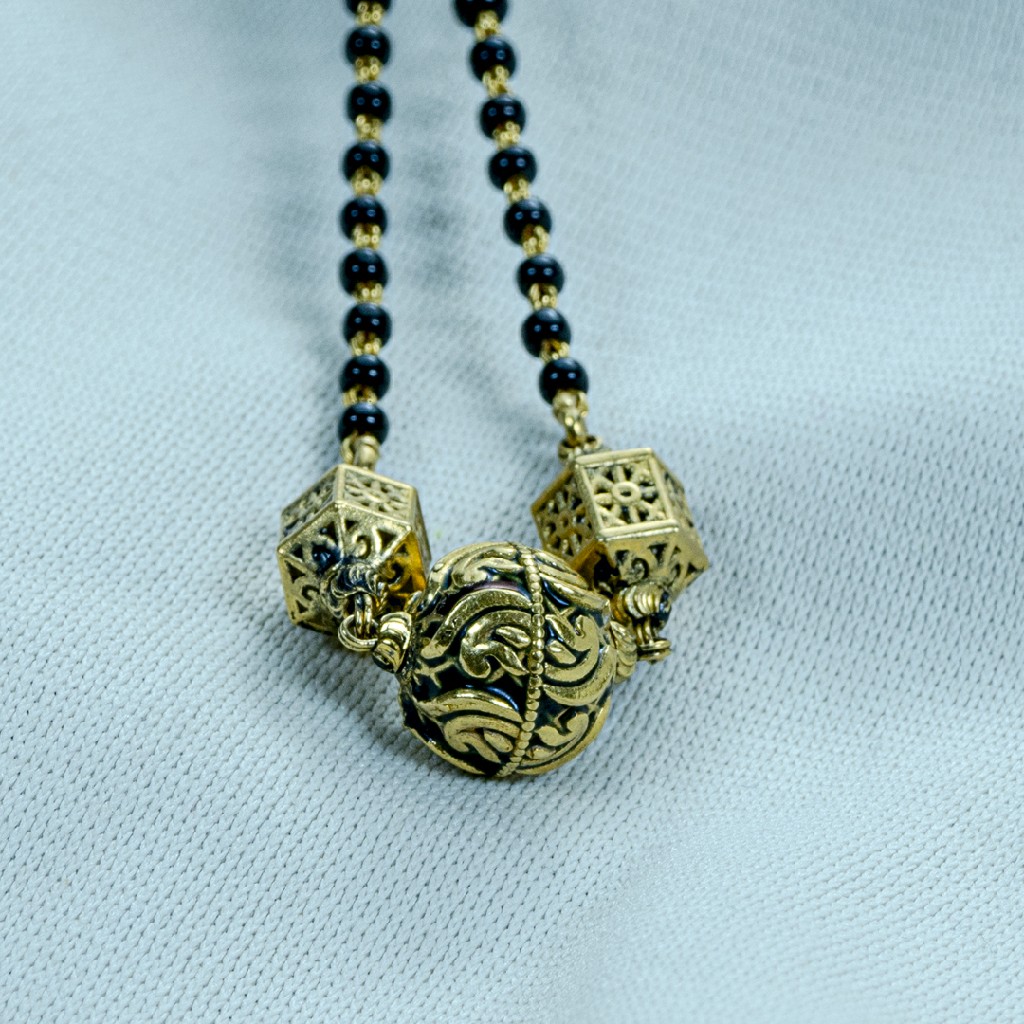 antique mangalsutra